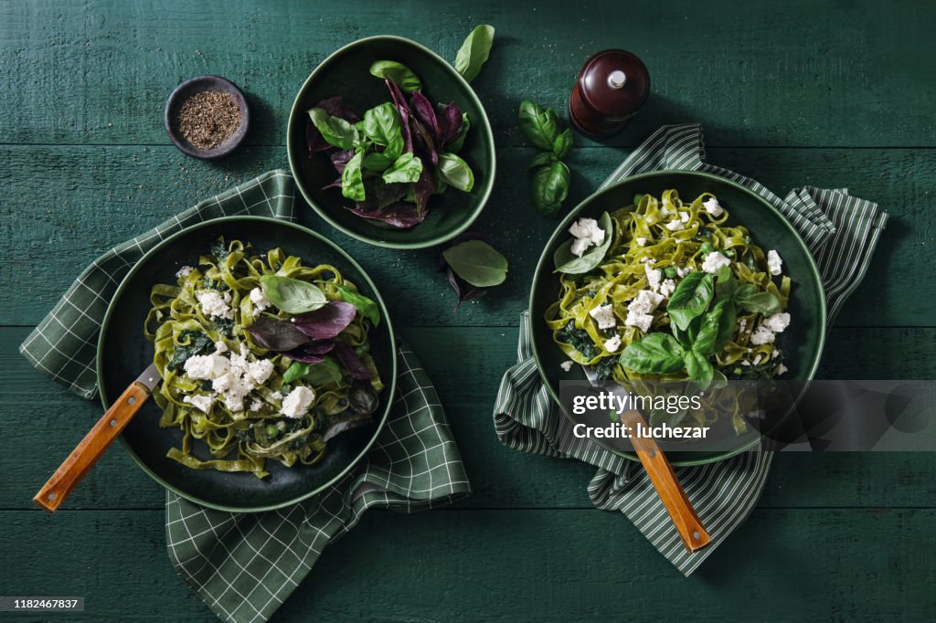 Vegan Gluten-Free Creamy Spinach Pasta