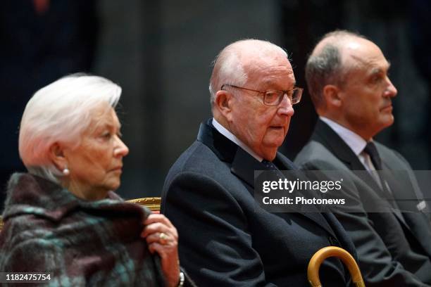 - Te Deum à l'occasion de la Fête du Roi, en présence du roi Albert, de la reine Paola et du prince Lorenz - Te Deum n.a.v. Koningsdag met koning...