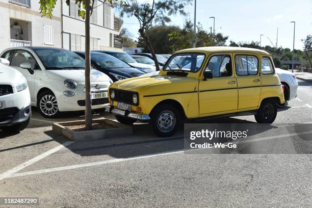 renault 4 - old renault stock pictures, royalty-free photos & images