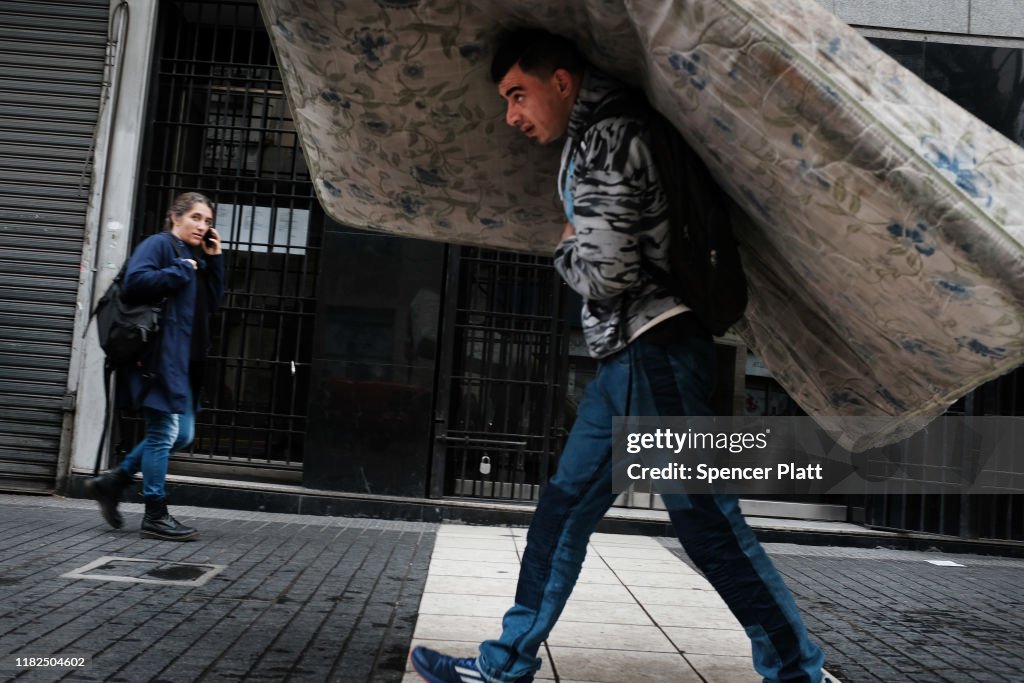 As Elections Near, Argentina Struggles With Inflation, Poverty And A Falling Peso