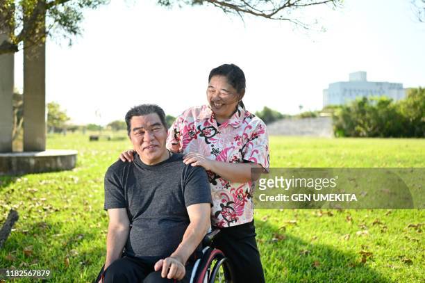 wheel chair racer - the japanese wife stock pictures, royalty-free photos & images