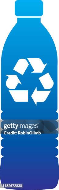 illustrations, cliparts, dessins animés et icônes de bouteille d'eau de symbole de recyclage - bouteille-plastique