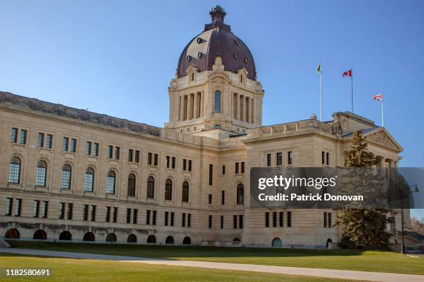 saskatchewan legislative building - regina saskatchewan 個照片及圖片檔