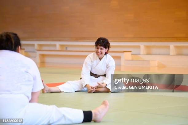 judo woman - judo female stock pictures, royalty-free photos & images