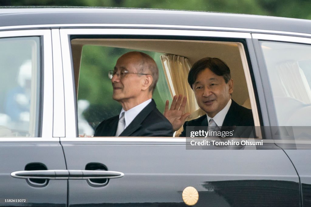 People React To Emperor Naruhito's Enthronement Ceremony