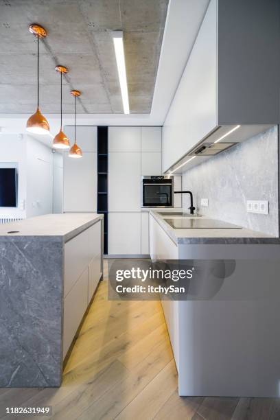 Counterop Side View 39 Marble Countertop Side View Stock Photos, High-Res Pictures, and ...