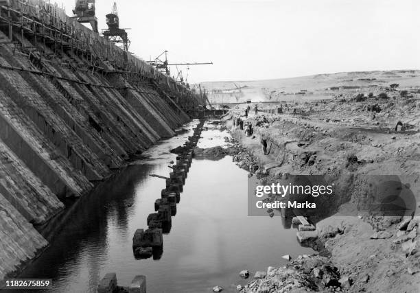 Africa, egypt, assuan, dam construction, 1930.