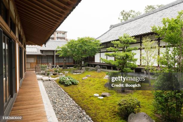 hyakumanben chionji temple exterior in kyoto japan with no people - japanese rock garden stock pictures, royalty-free photos & images