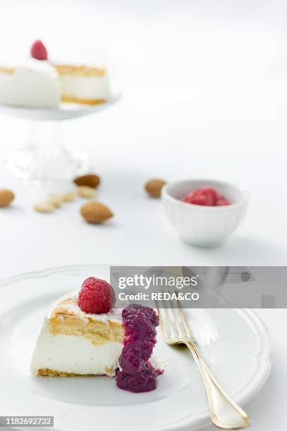 Almond cake with raspberry.