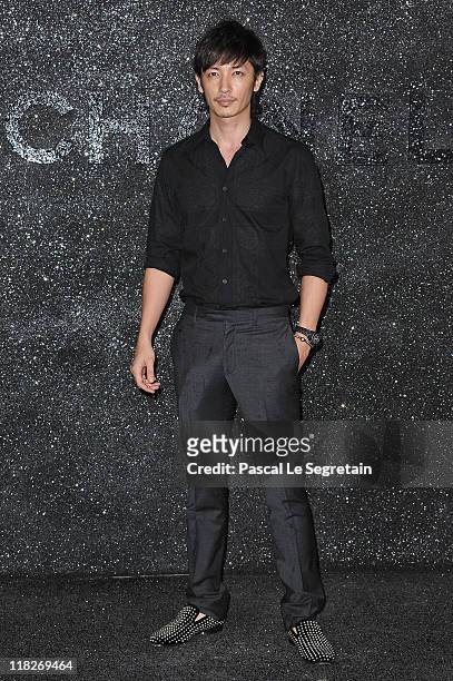 Hiroshi Tamaki attends the Chanel Haute Couture Fall/Winter 2011/2012 show as part of Paris Fashion Week at Grand Palais on July 5, 2011 in Paris,...