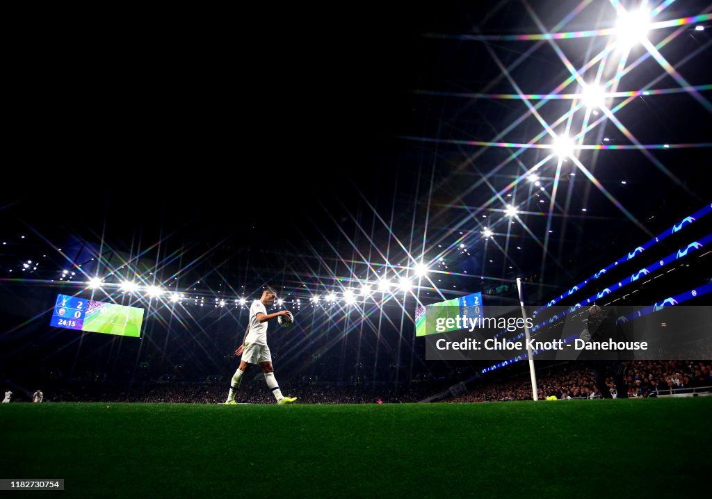 Tottenham Hotspur v Crvena Zvezda: Group B - UEFA Champions League