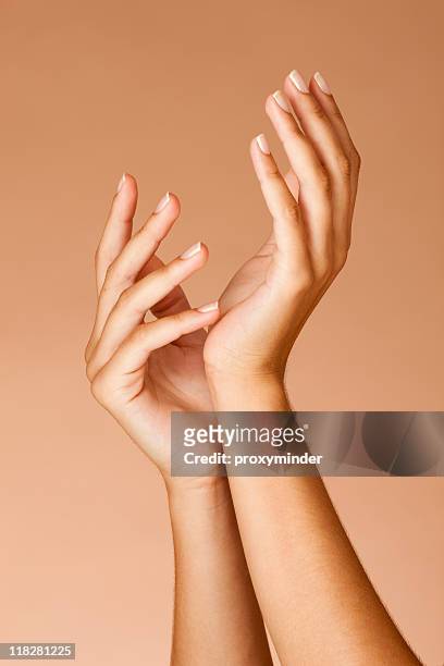 manicured nails woman hands - hand stockfoto's en -beelden