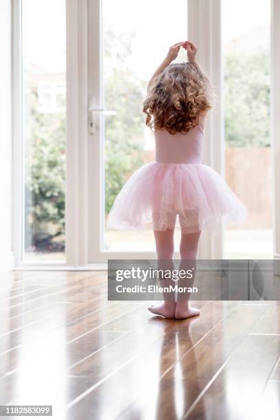 First Position Ballet Photos and Premium High Res Pictures - Getty Images