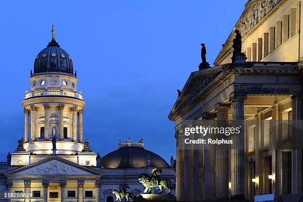berlin gendarmenmarkt gendarme market twilight summer - gendarmenmarkt stock pictures, royalty-free photos & images