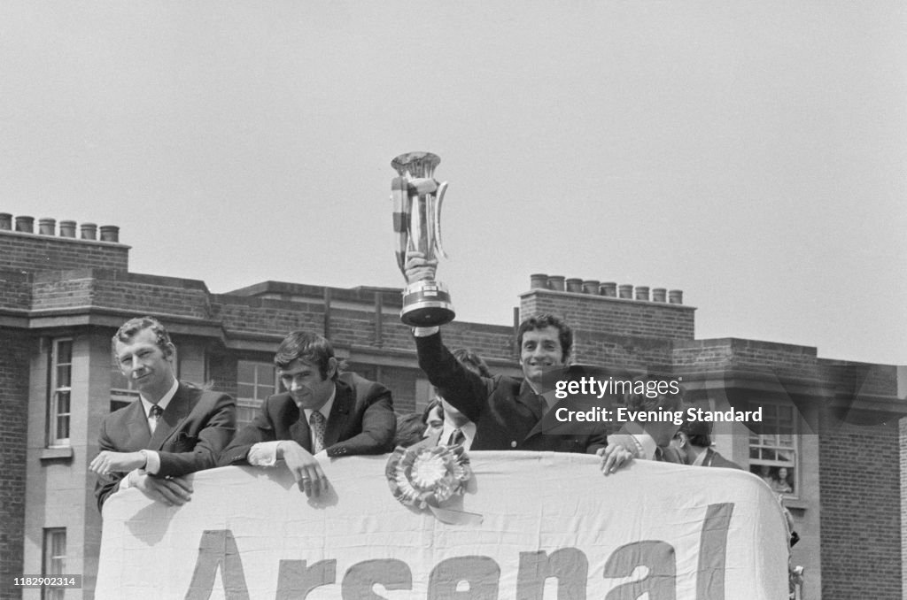 Arsenal wins the Inter-Cities Fairs Cup