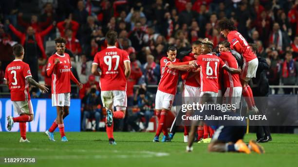 Pizzi of SL Benfica celebrates with team mates after scoring his team's second goal during the UEFA Champions League group G match between SL Benfica...