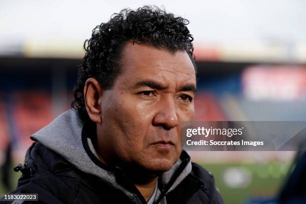 Coach Ricardo Moniz of Excelsior Rotterdam during the Dutch Keuken Kampioen Divisie match between FC Den Bosch v Excelsior at the Stadium De Vliert...