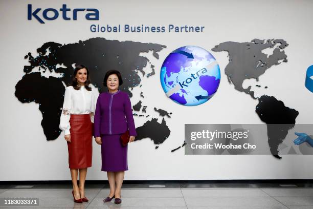 Queen Letizia of Spain and First Lady of the Republic of Korea Kim Jung-sook pose at KOTRA, the Korea Trade-Investment Promotion Agency for a meeting...