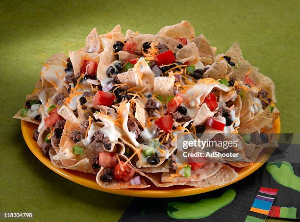 nachos - nachos stockfoto's en -beelden