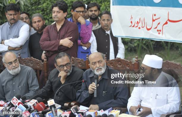 All India Muslim Personal Law Board secretary Zafaryab Jilani addresses a press conference on November 17, 2019 in Lucknow, India. AIMPLB will file...