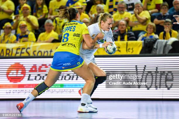 Handball Ril 27 Kinga Debreczeni Klivinyi Photos & High Res Pictures - Getty Images