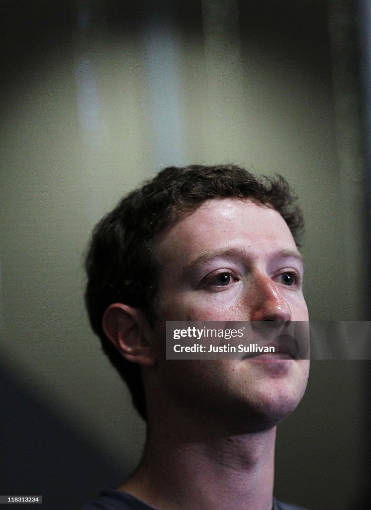 Mark Zuckerberg Announces Facebook Video Calling