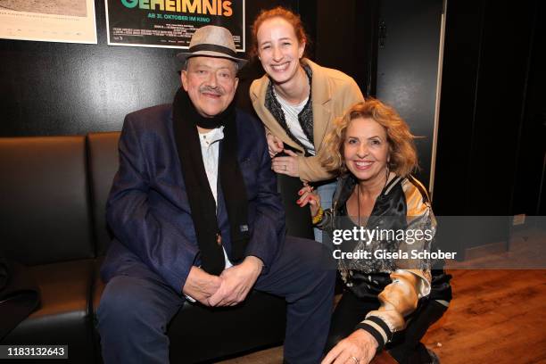 Joseph Hannesschlaeger, Lilian Schiffer and her mother Michaela May during the premiere of the film "Schmucklos" at Rio Filmpalast on November 17,...