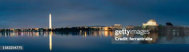 washington dc cityscapes thomas jefferson memorial - washington monument washington dc stock-fotos und bilder