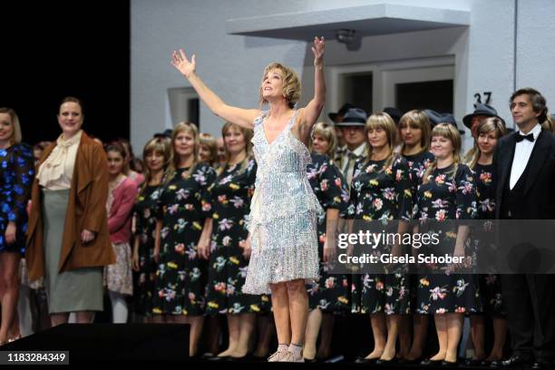 Opera singer Marlis Petersen during the final applause of the opera premiere of "Die tote Stadt" by Erich Wolfgang Korngold at Bayerische Staatsoper...