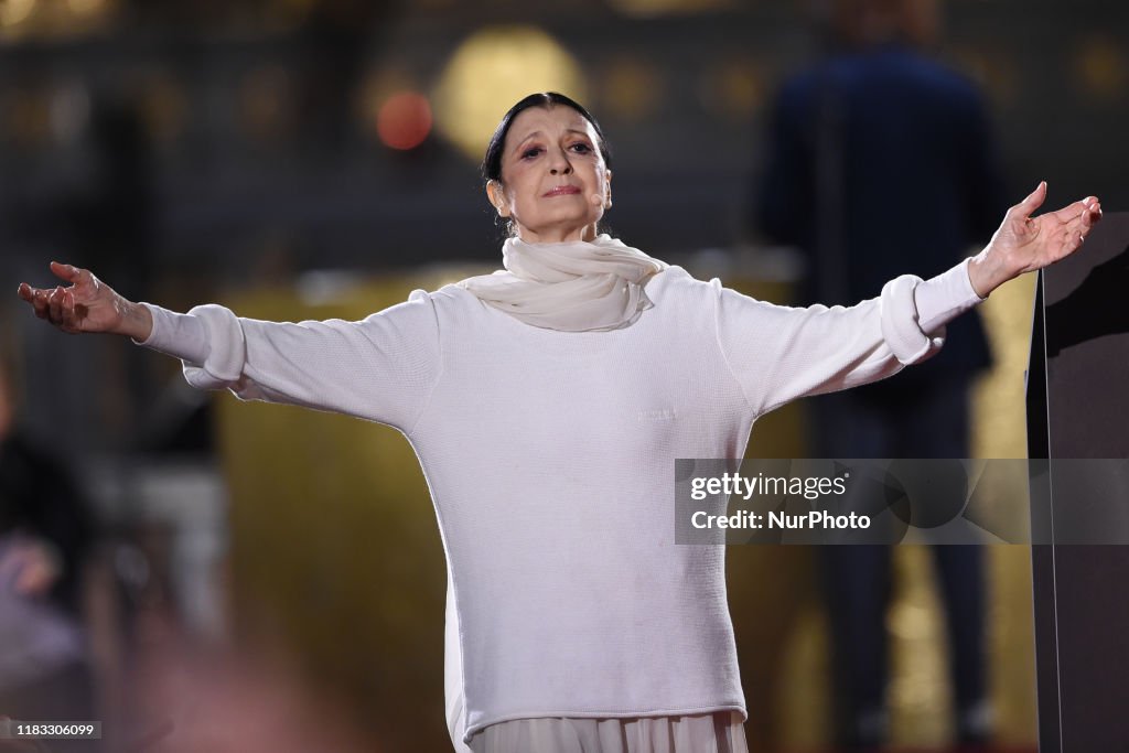 Carla Fracci Perform The 'Poema Della Croce' In Milan