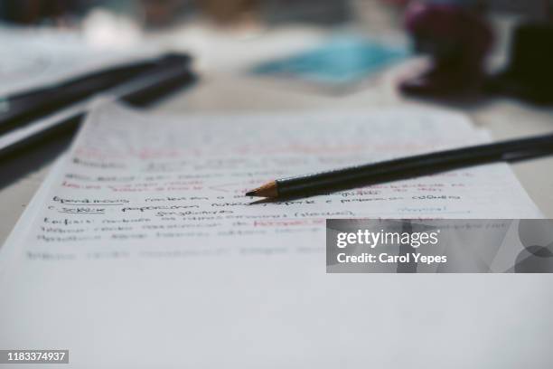 pencil and student notes .dof - writing instrument fotografías e imágenes de stock