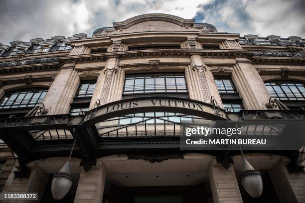 Photo taken on November 19, 2019 shows an outside view of the former Samaritaine shopping center in Paris, owned by LVMH - Moet Hennessy Louis...