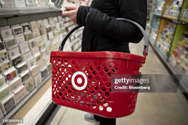 Target Card Department 3,480 Target Card Stock Photos, High-Res Pictures, and Images - Getty ...