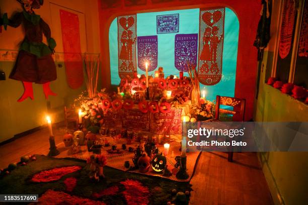 mexico - mixquic - day of the dead - dia de muertos - altar - ofrenda - no people - altar de muertos fotografías e imágenes de stock