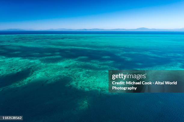 batt reef - サンゴ海 ストックフォトと画像