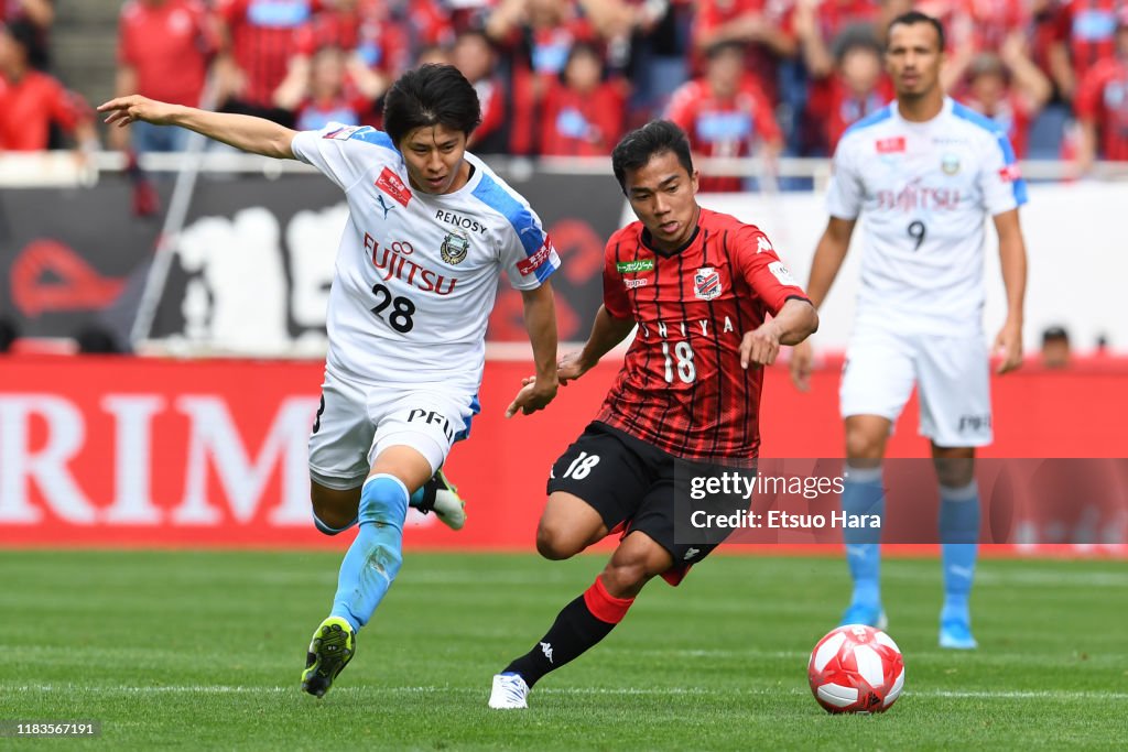 Consadole Sapporo v Kawasaki Frontale - J.League Levain Cup Final