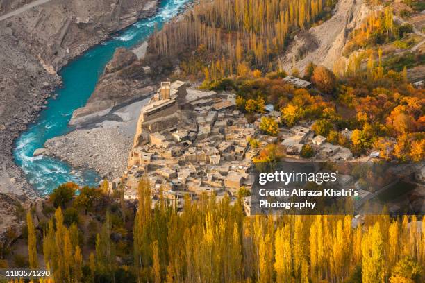 Hunza Complex Hunza Peak Photos and Premium High Res Pictures - Getty Images