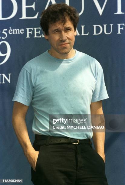 L'acteur américain Stephen Rea pose pour les photographes, le 10 septembre 1999 à Deauville, avant la projection du film Guinevere dans le cadre du...