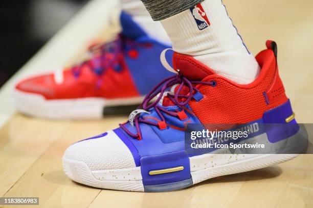 Clippers guard Lou Williams PEAK basketball shoes before the Boston Celtics vs LA Clippers NBA basketball game on November 20 at Staples Center in...