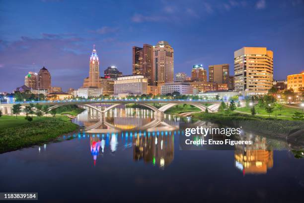 columbus ohio at night - columbus ohio ストックフォトと画像