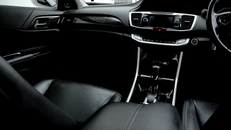 https://media.gettyimages.com/id/1183842380/video/4k-slow-motion-in-the-a-luxurious-car-with-a-black-cabin-decorated-with-luxurious-black.jpg?b=1&s=640x640&k=20&c=HfhuUw-wsLAWN0iTnKBAXrQbo-8ZokckWr9m0Kfu9lg=