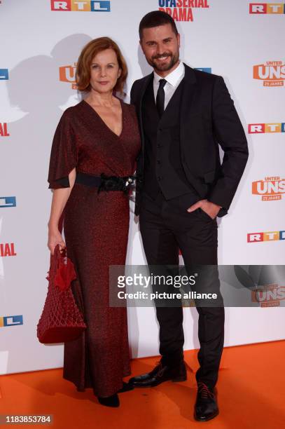 November 2019, North Rhine-Westphalia, Cologne: The actors Petra Blossey and Milos Vukovic come to a party on the occasion of the 25th anniversary of...