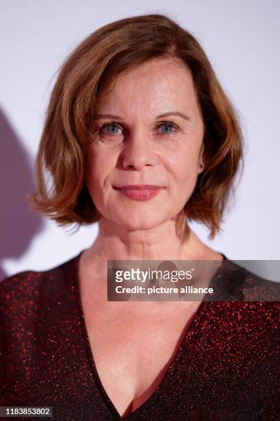 November 2019, North Rhine-Westphalia, Cologne: The actress Petra Blossey comes to a party on the occasion of the 25th anniversary of the RTL...