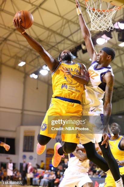 Jeremy Pargo of the Santa Cruz Warriors drives to the basket against Shawndre Jones of the Northern Arizona Suns on November 21, 2019 at the Kaiser...