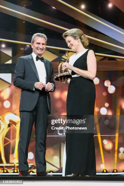 Koning Mathilde woont de uitreiking van de Bambi Award La Reine Mathilde assiste à la remise des Bambi Awards pict. Royal Palace, Brussels / free of...