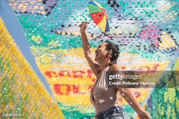 frevo-tanz - rio de janeiro stock-fotos und bilder