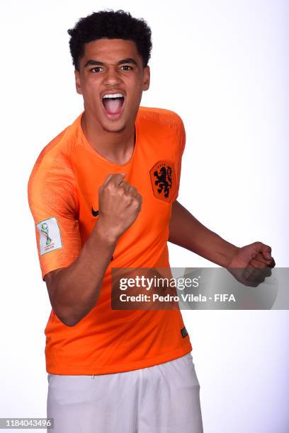 Ki-Jana Hoever poses during the U17 Netherlands team presentation ⁄on October 24, 2019 in Vitoria, Brazil.