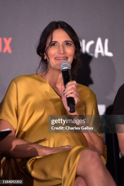 Robia R Robia Rashid Photos and Premium High Res Pictures - Getty Images