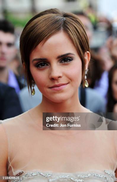 Actress Emma Watson attends the "Harry Potter And The Deathly Hallows Part 2" world premiere at Trafalgar Square on July 7, 2011 in London, England.