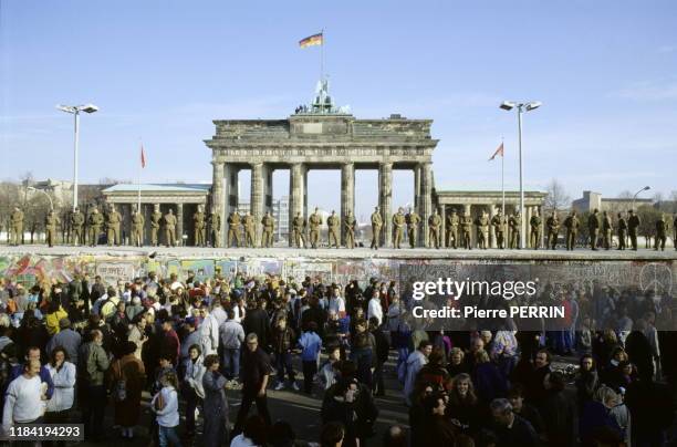 274 Chute Du Mur De Berlin Stock Photos High Res Pictures And Images 274-chute-du-mur-de-berlin-stock-photos-high-res-pictures-and-images